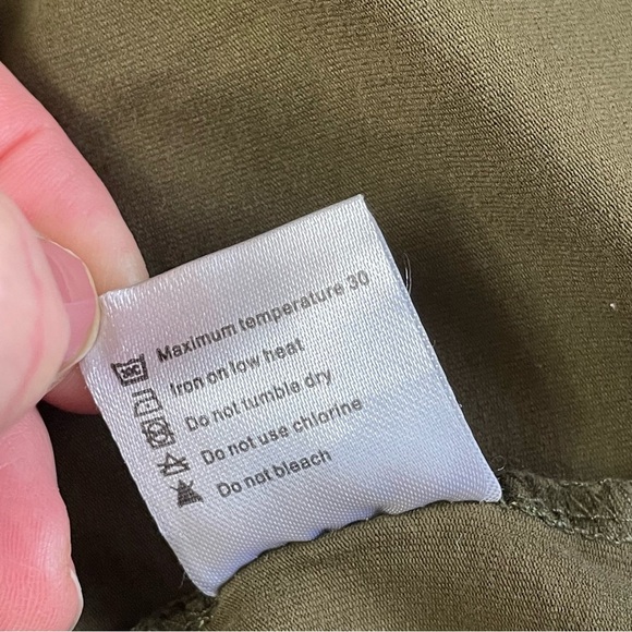 SmallShow women’s Large Tshirt Olive Green Maternity Nursing - Picture 8 of 9